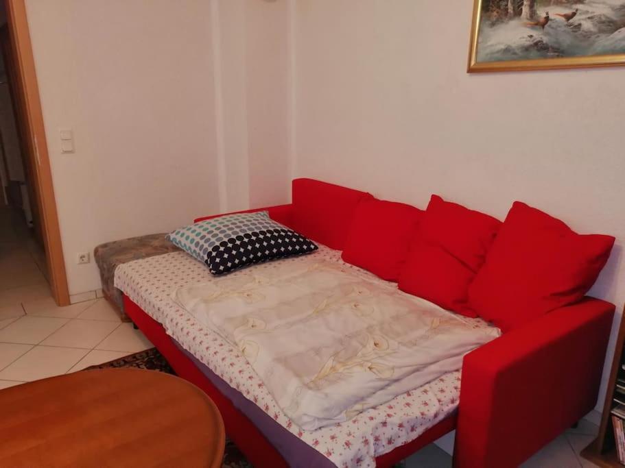 Apartment 2 Zi Souterrain In Schierstein