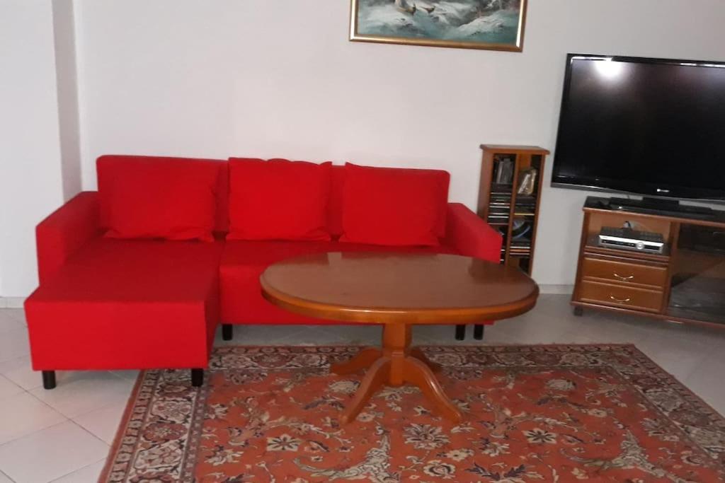 Apartment 2 Zi Souterrain In Schierstein