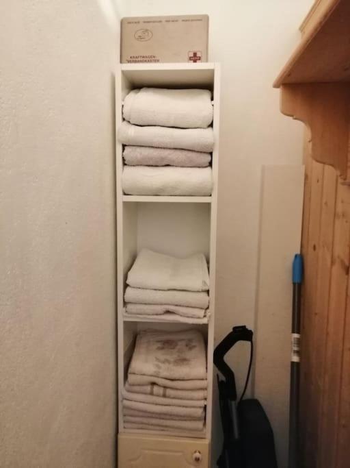 2 Zi Souterrain In Schierstein Apartment Wiesbaden